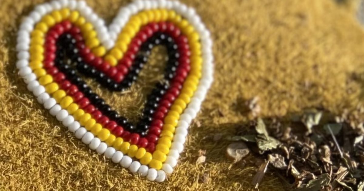 NDTR_beaded heart